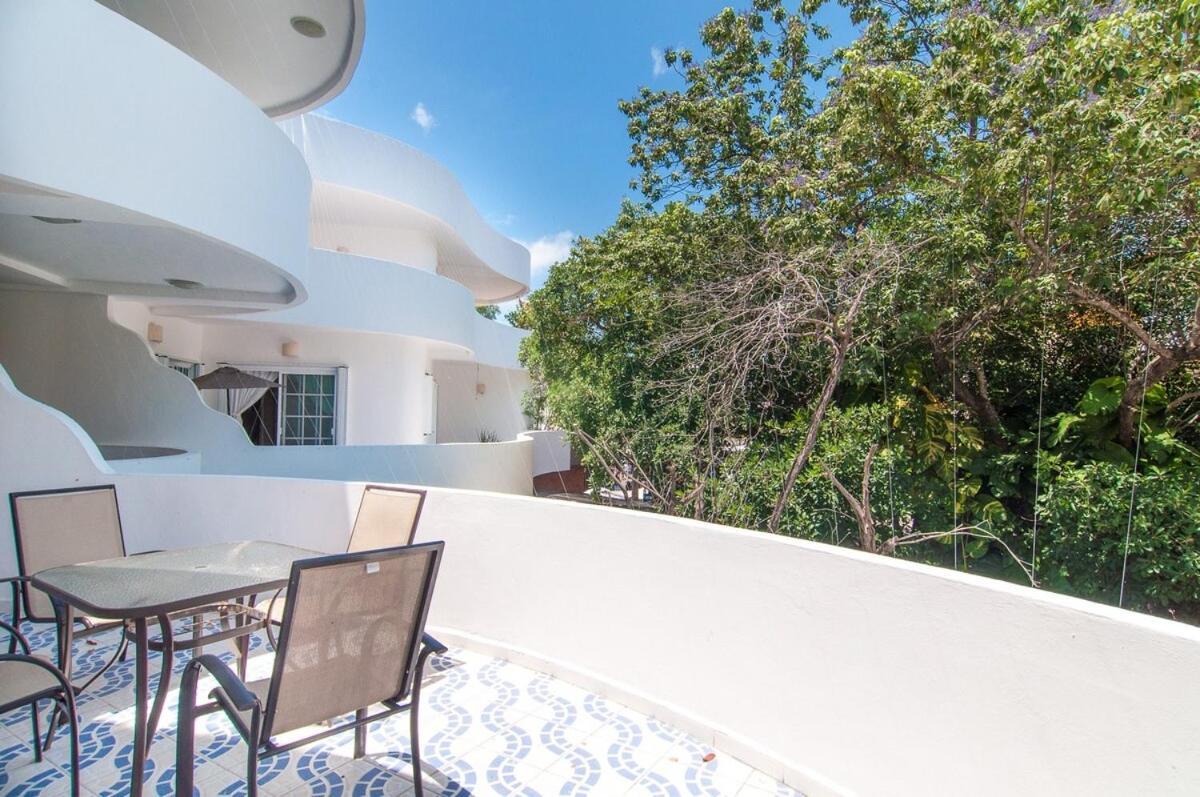 Lovely 4 Bedroom In The Heart Of Downtown *